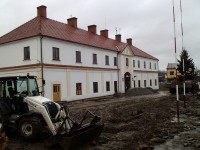 Obraz przedstawiający W Oleszycach rozpoczęły się prace remontowe przy Ratuszu