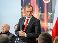 Obraz przedstawiający Premier Donald Tusk z wizytą w Lubaczowie - zobacz zdjęcia!