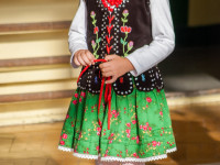 Obraz przedstawiający Pasowanie na uczniów w Szkole Podstawowej w Dachnowie - zdjęcia