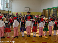 Obraz przedstawiający Pasowanie na uczniów w Szkole Podstawowej w Dachnowie - zdjęcia