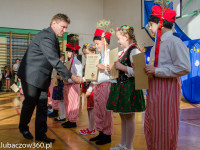 Obraz przedstawiający Pasowanie na uczniów w Szkole Podstawowej w Dachnowie - zdjęcia