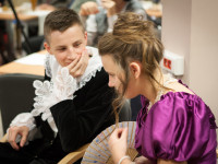 Obraz przedstawiający Wieczór poezji francuskiej w MBP w Lubaczowie - zobacz zdjęcia