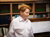 Obraz przedstawiający Wieczór poezji francuskiej w MBP w Lubaczowie - zobacz zdjęcia