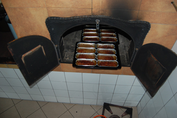 Obraz przedstawiający Tradycyjnie i bez konserwantów - tak robią wędliny "Załuscy"