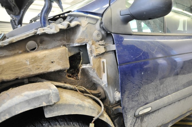 Obraz przedstawiający Budomierz: Celnicy zatrzymali bursztyn wart 32 tys. złotych.