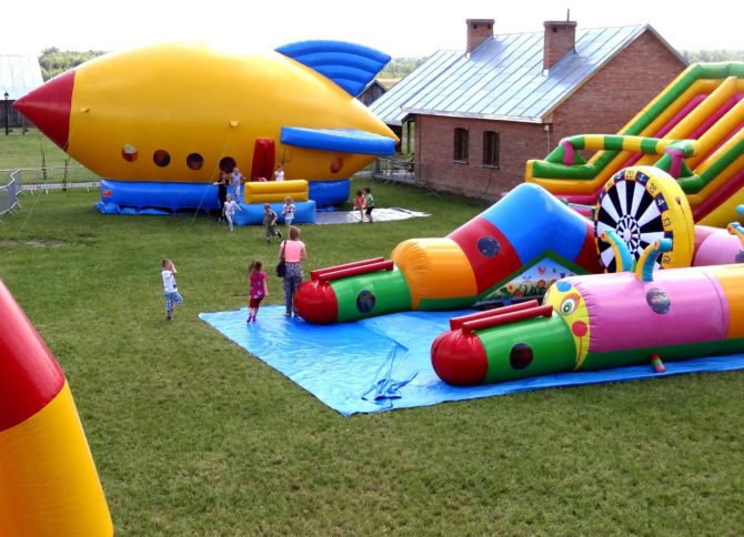 Obraz przedstawiający Świetna zabawa i wiele atrakcji na Dzień Dziecka w Kresowej Osadzie