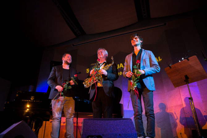 Obraz przedstawiający SCHOOL & JAZZ FESTIVAL w Lubaczowie - zdjęcia z koncertu jury