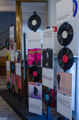 Obraz przedstawiający Artystyczny Zdrój: Za nami wernisaż wystawy i pierwszy spektakl