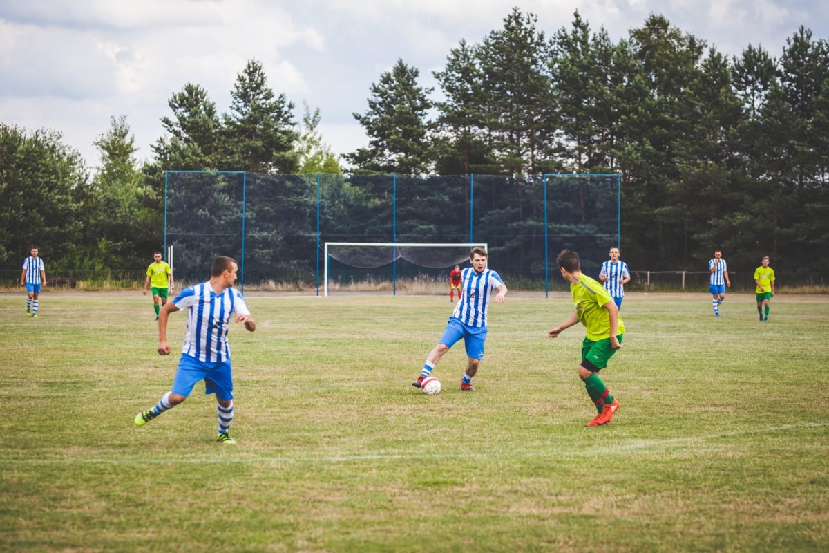 Obraz przedstawiający Gospodarze z Pucharem Wójta Gminy Horyniec-Zdrój