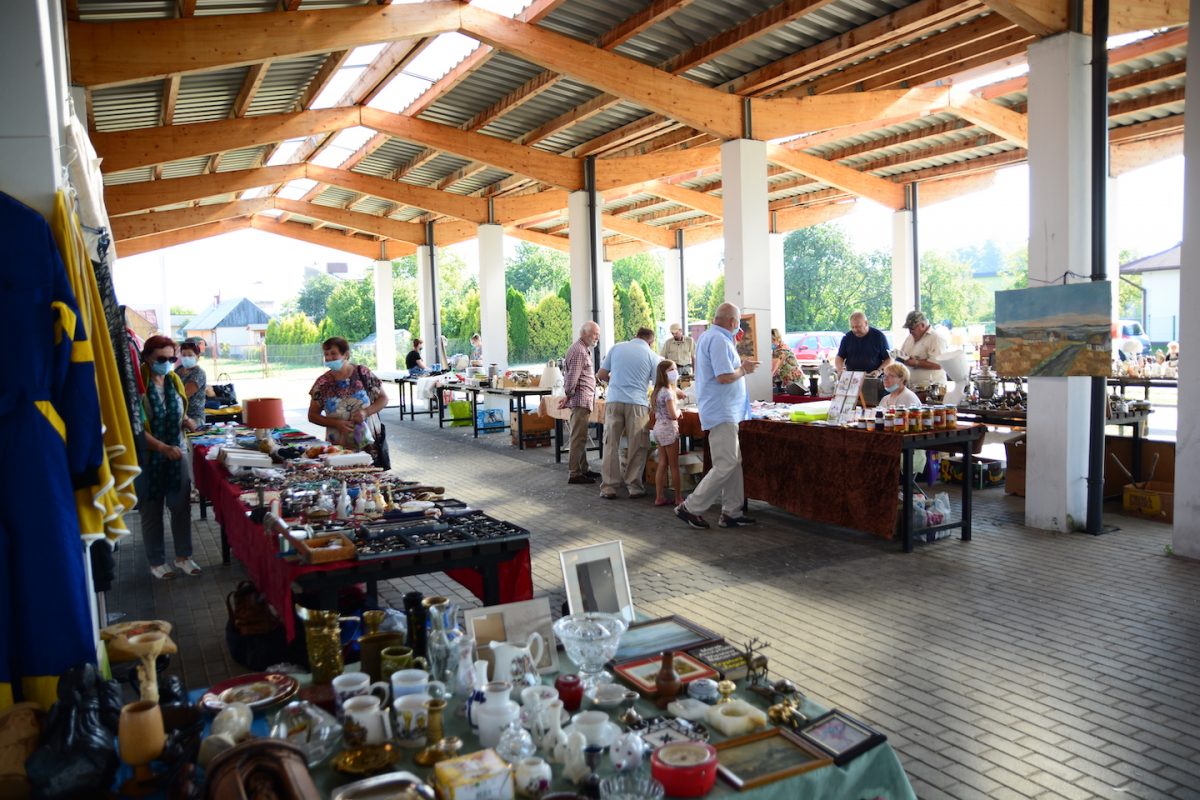 Obraz przedstawiający To była pierwsza w tym roku Lubaczowska SHOPA z Kiermaszem Rodzinnym