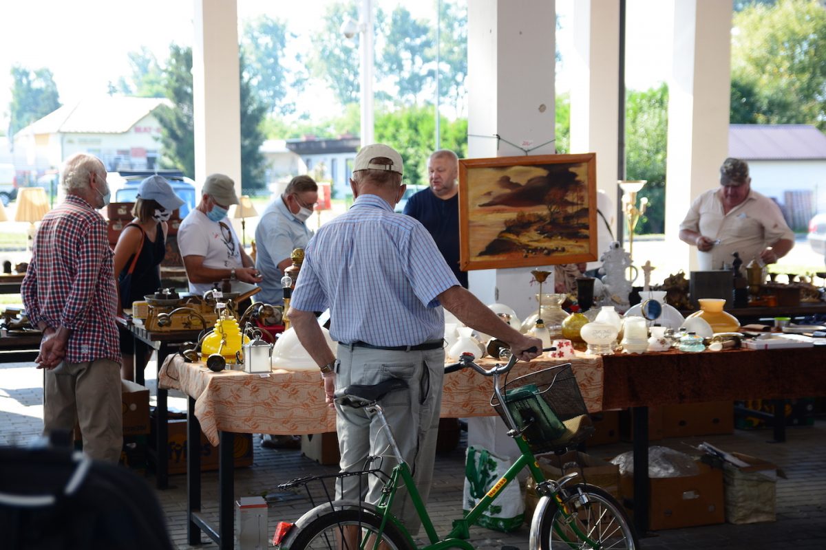 Obraz przedstawiający To była pierwsza w tym roku Lubaczowska SHOPA z Kiermaszem Rodzinnym