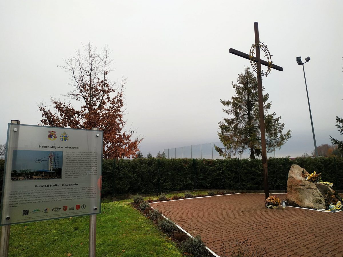 Obraz przedstawiający Powstał „Szlak Papieski Jana Pawła II i kard. Wyszyńskiego”