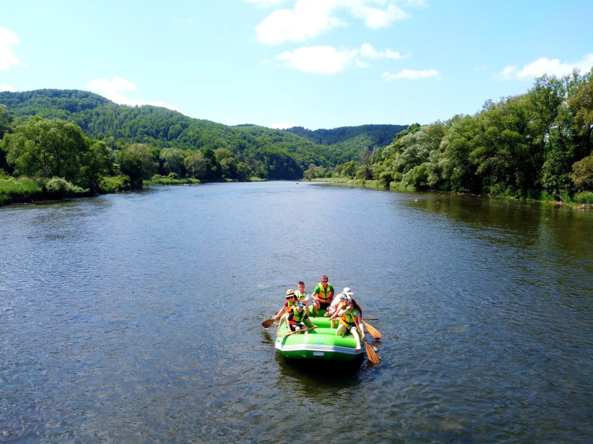 Obraz przedstawiający Podopieczni Domu Dziecka w Nowej Grobli wyjechali w Bieszczady