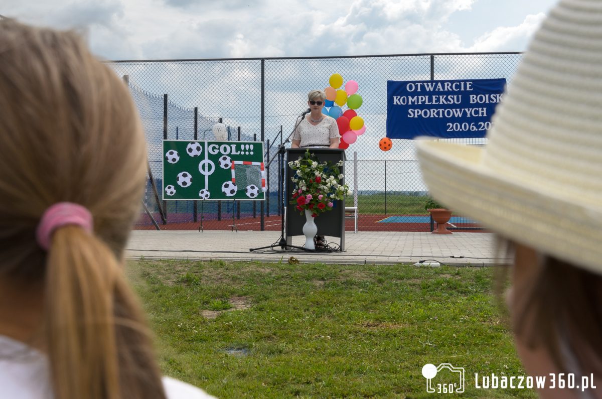 Obraz przedstawiający Uroczyste otwarcie kompleksu boisk w Krowicy Samej [ZDJĘCIA]