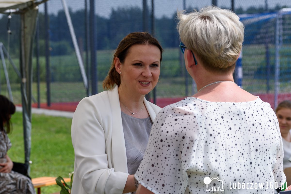 Obraz przedstawiający Uroczyste otwarcie kompleksu boisk w Krowicy Samej [ZDJĘCIA]