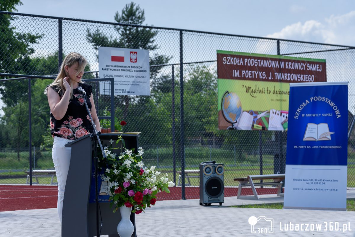 Obraz przedstawiający Uroczyste otwarcie kompleksu boisk w Krowicy Samej [ZDJĘCIA]