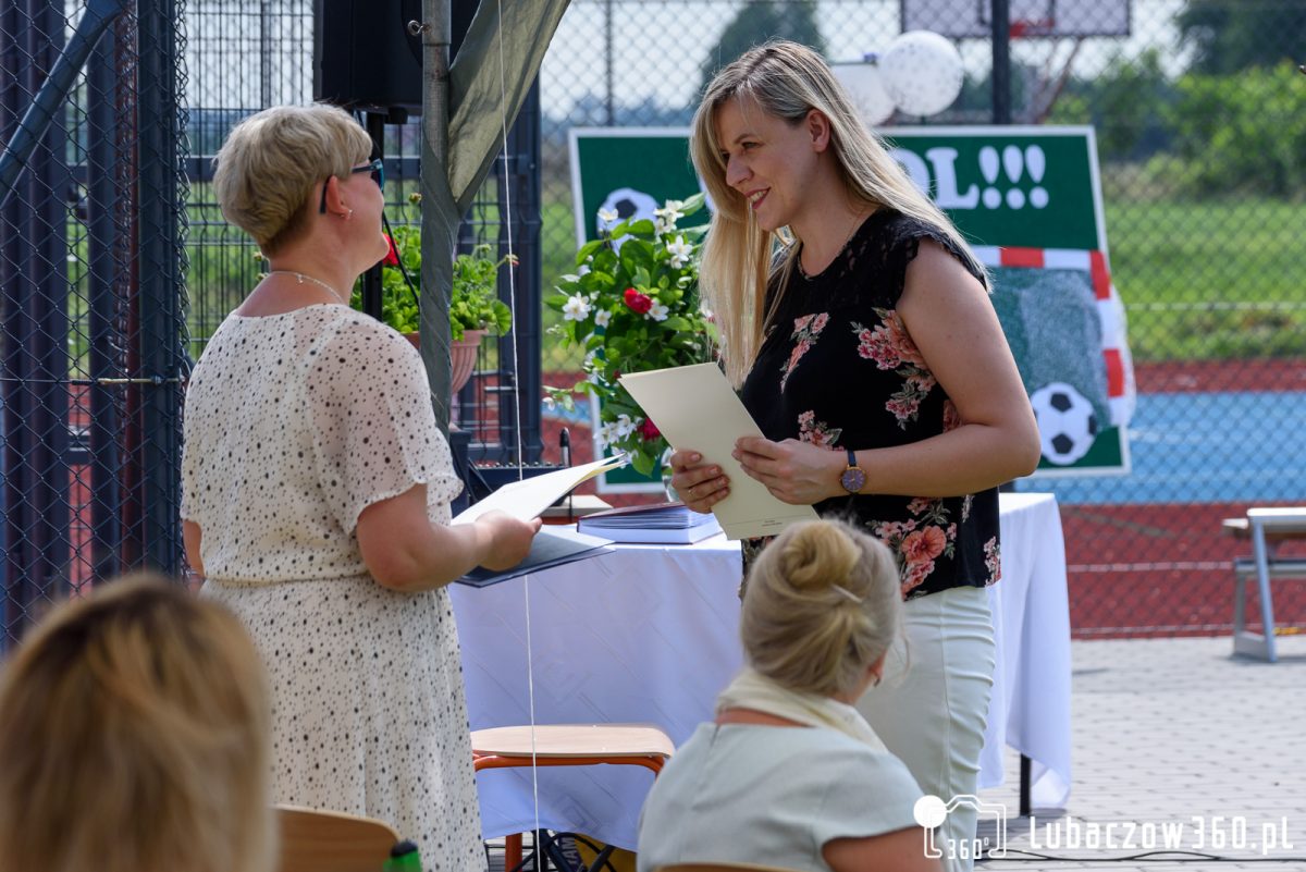 Obraz przedstawiający Uroczyste otwarcie kompleksu boisk w Krowicy Samej [ZDJĘCIA]