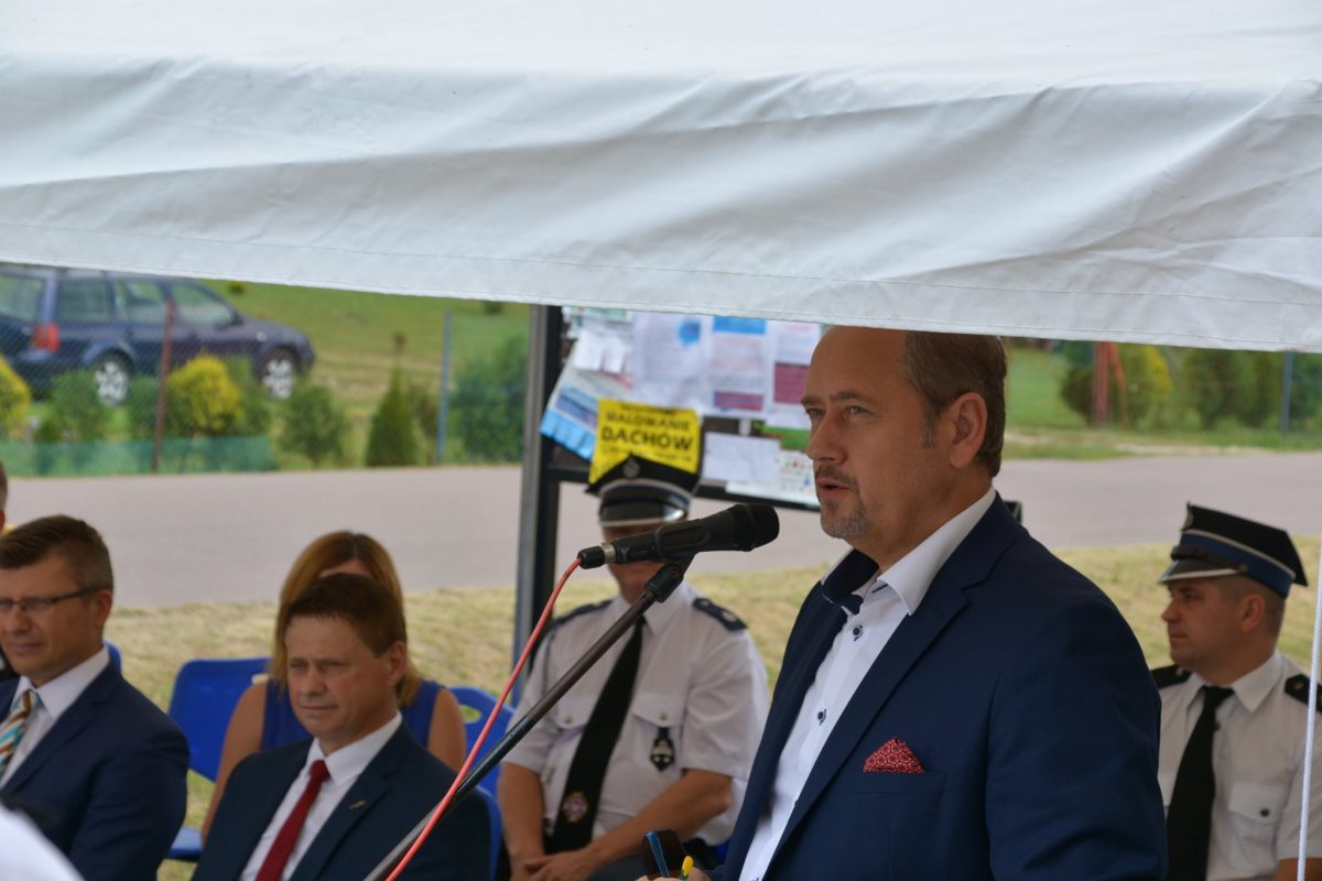 Obraz przedstawiający Uroczyste poświęcenie wozu strażackiego w Ułazowie