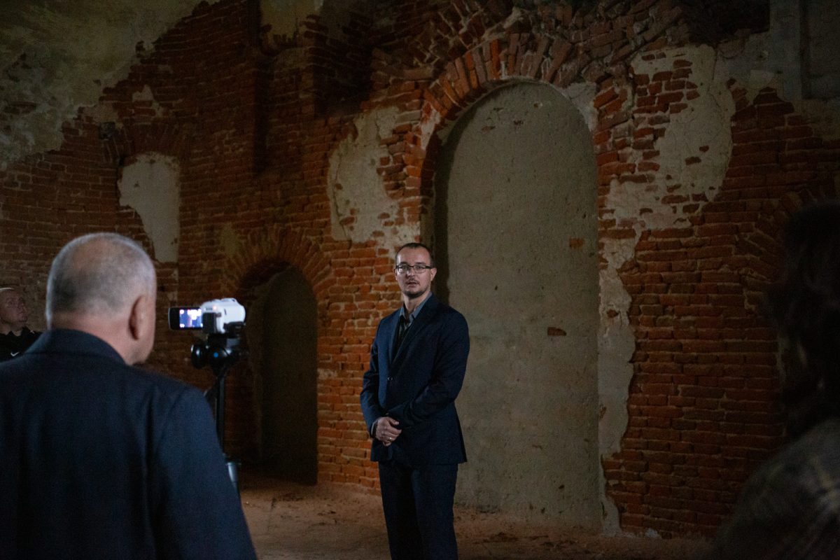 Obraz przedstawiający Spotkanie z Adamem Szczupakiem w Oleszycach [ZDJĘCIA]