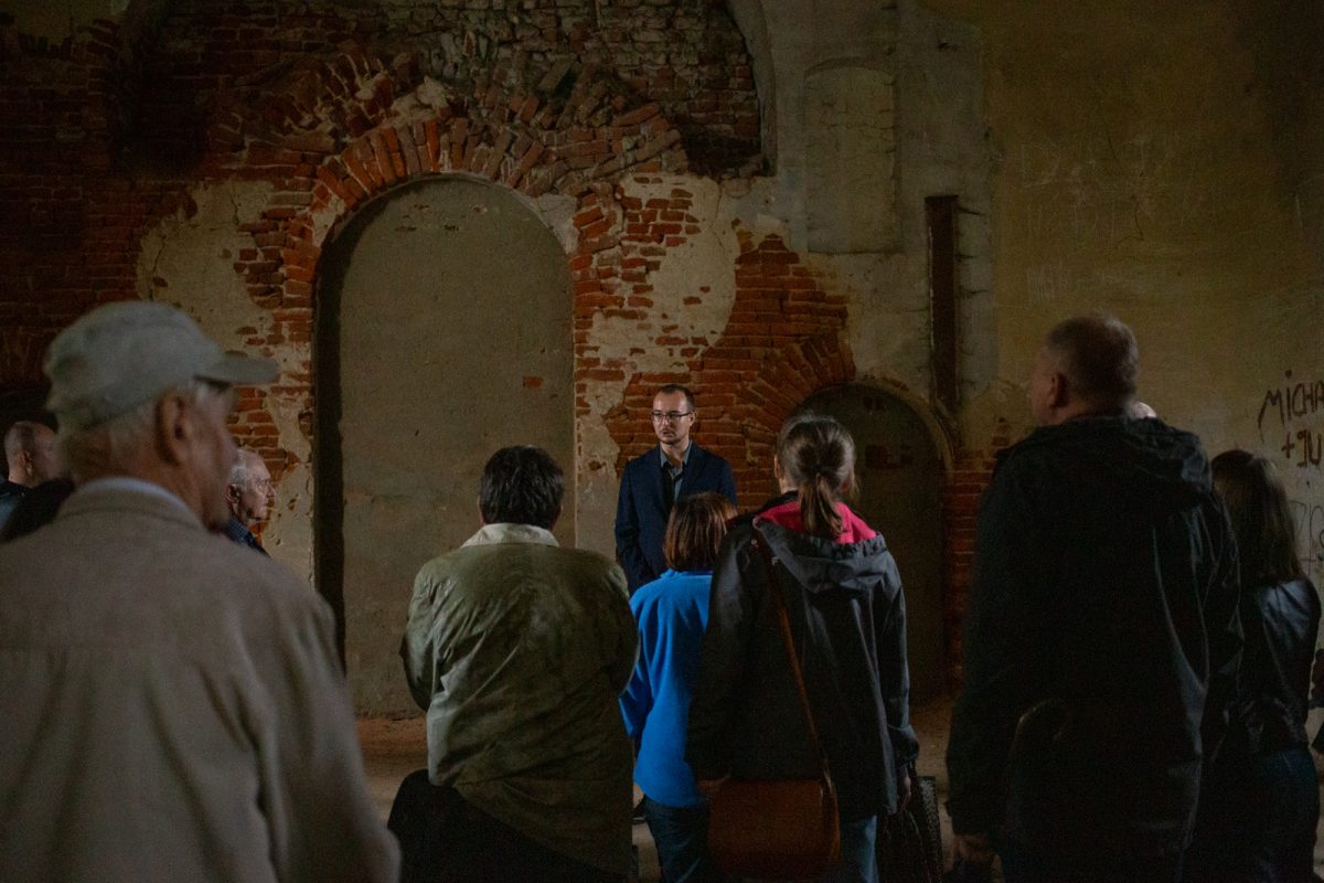 Obraz przedstawiający Spotkanie z Adamem Szczupakiem w Oleszycach [ZDJĘCIA]