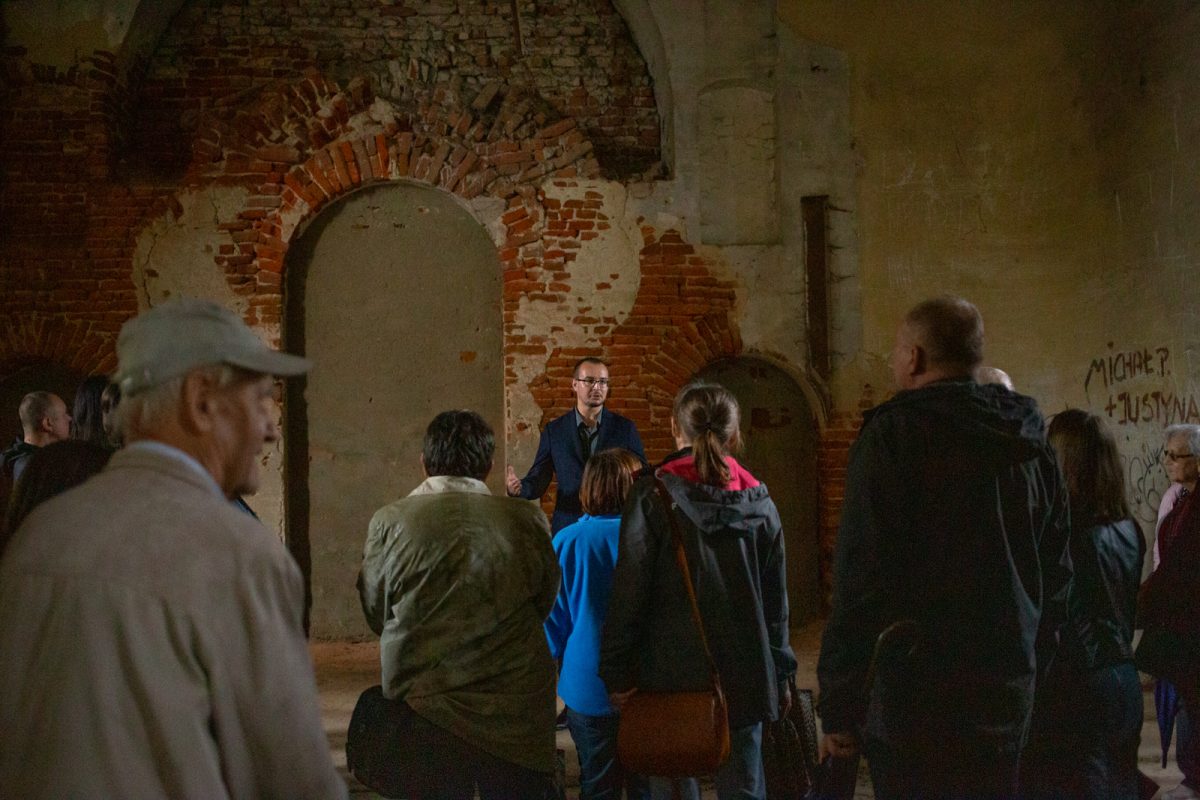 Obraz przedstawiający Spotkanie z Adamem Szczupakiem w Oleszycach [ZDJĘCIA]