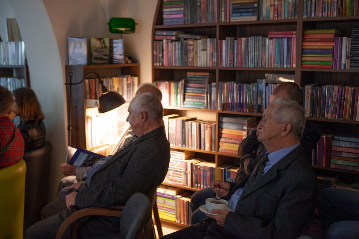 Obraz przedstawiający Spotkanie z Adamem Szczupakiem w Oleszycach [ZDJĘCIA]