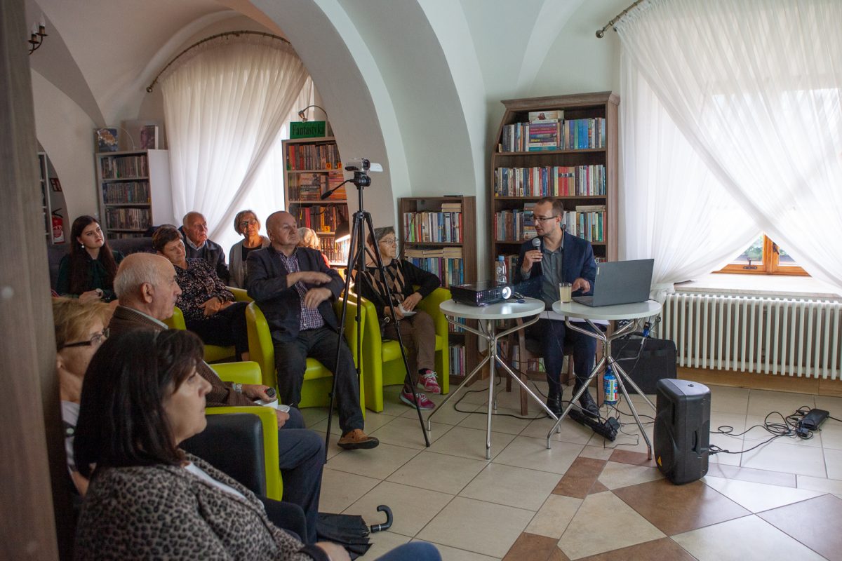 Obraz przedstawiający Spotkanie z Adamem Szczupakiem w Oleszycach [ZDJĘCIA]