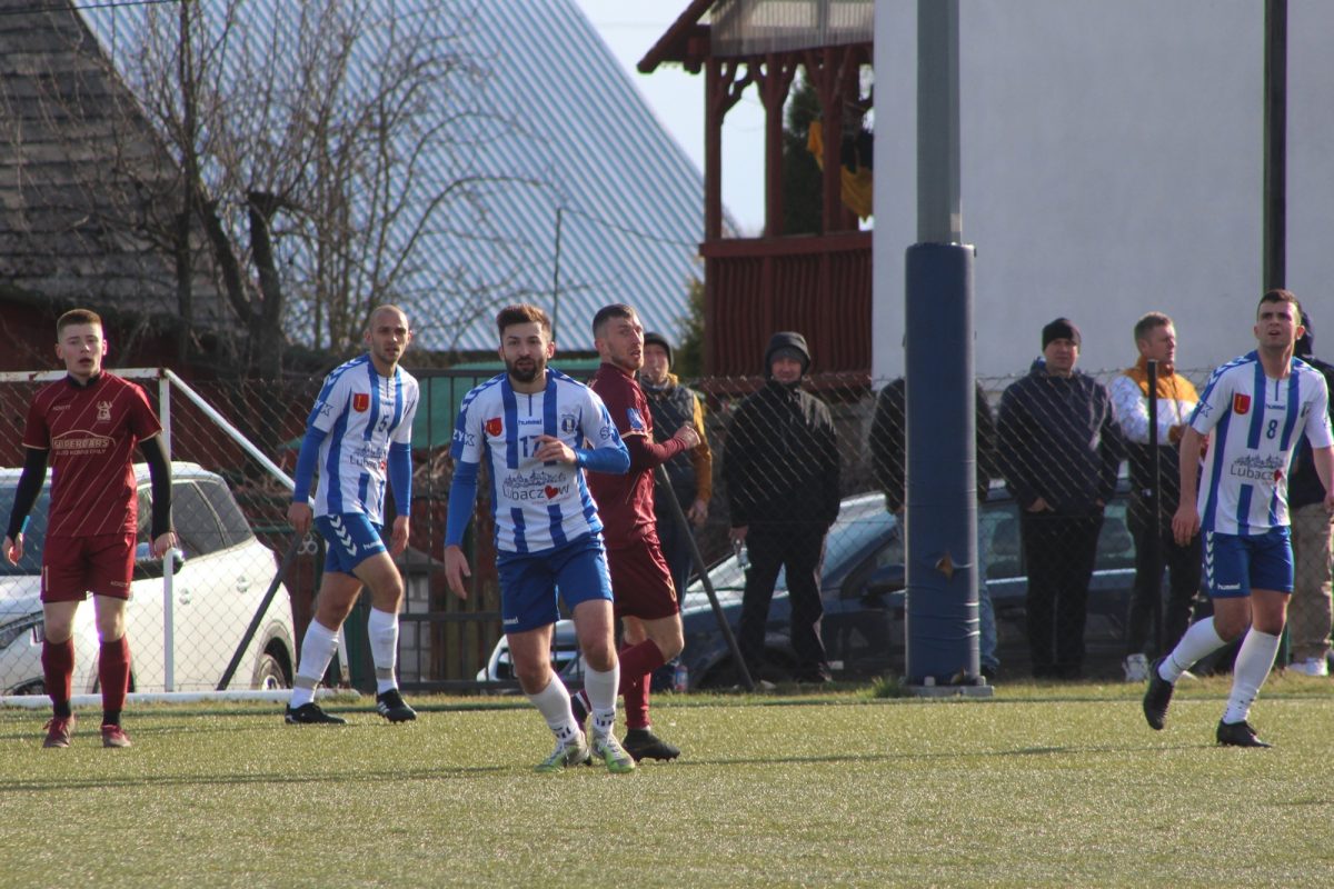 Obraz przedstawiający Pogoń-Sokoł Lubaczów wygrywa z GKS Orły [ZDJĘCIA]