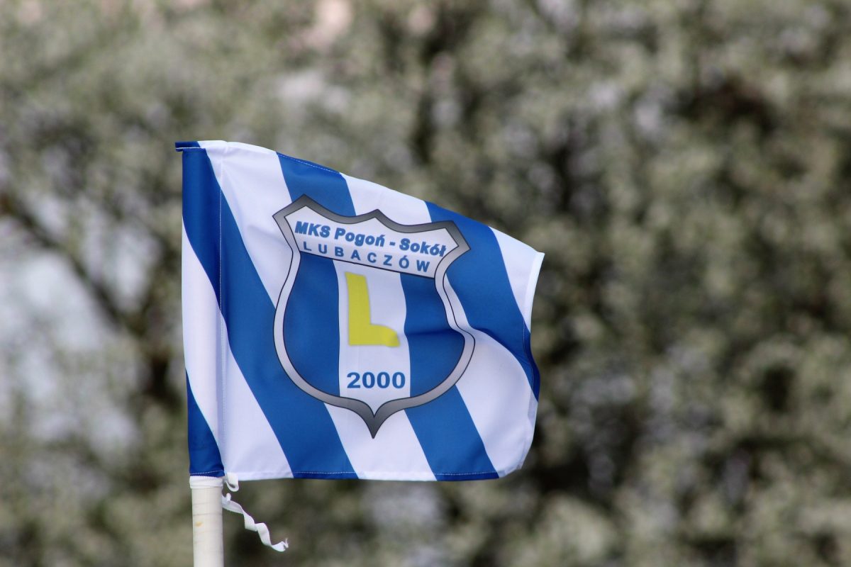 Obraz przedstawiający Pogoń-Sokół Lubaczów na remis z liderem [ZDJĘCIA]
