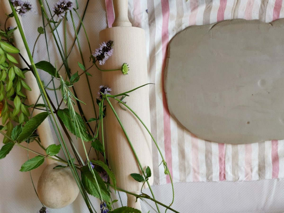 Obraz przedstawiający Rodzinne warsztaty ceramiczne - ruszyły zapisy