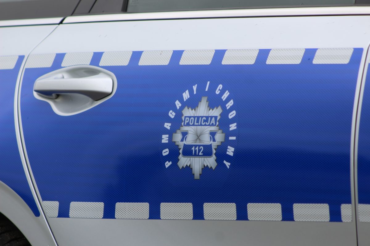 Obraz przedstawiający „Niedoszły samobójca” z promilami. 43-latek chciał zrobić na złość partnerce