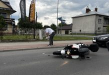 Lubaczów: Zderzenie motocyklisty z osobówką na ul. Mickiewicza