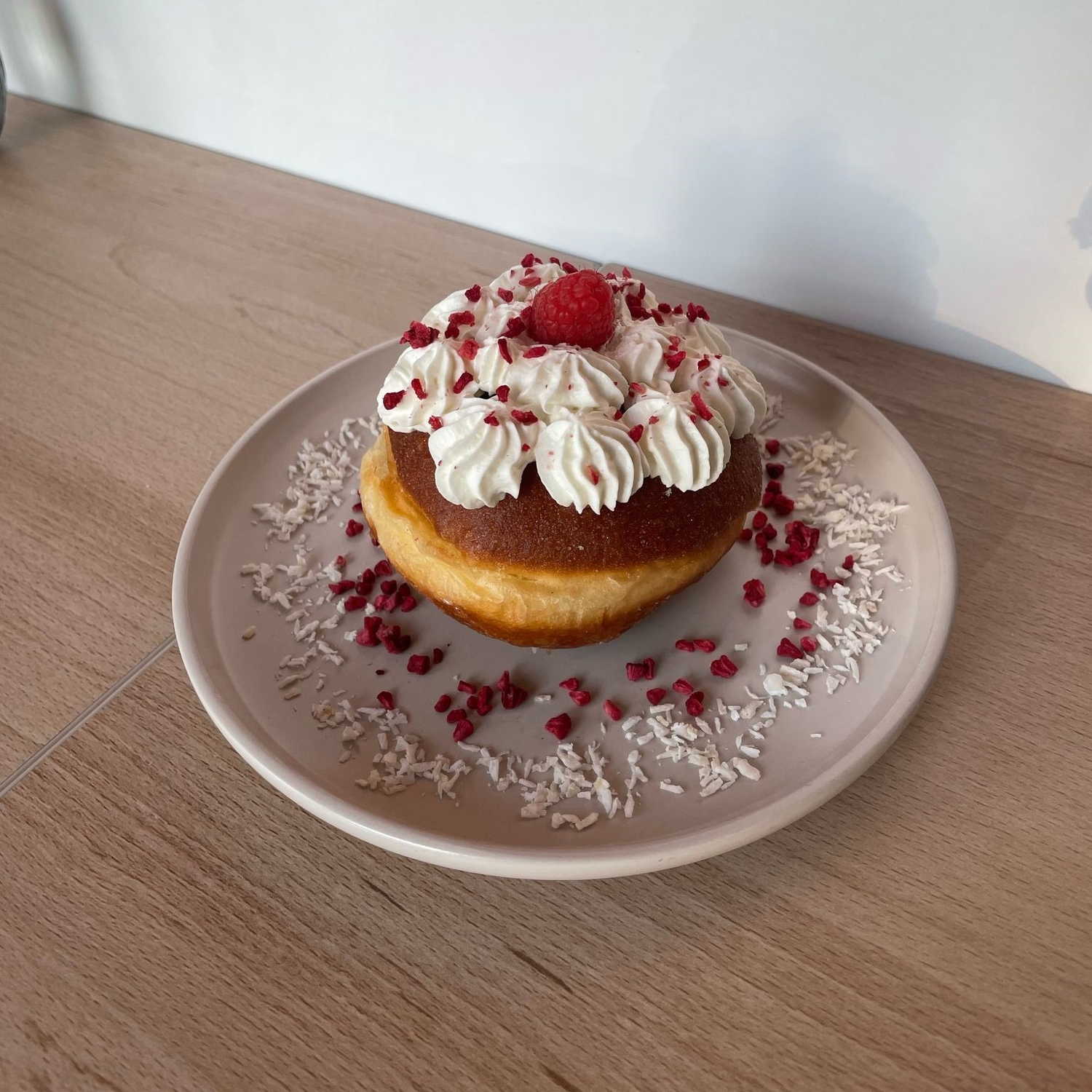 Obraz przedstawiający Prawdziwy Tłusty Czwartek tylko z kawiarnią Ann Coffee w Lubaczowie