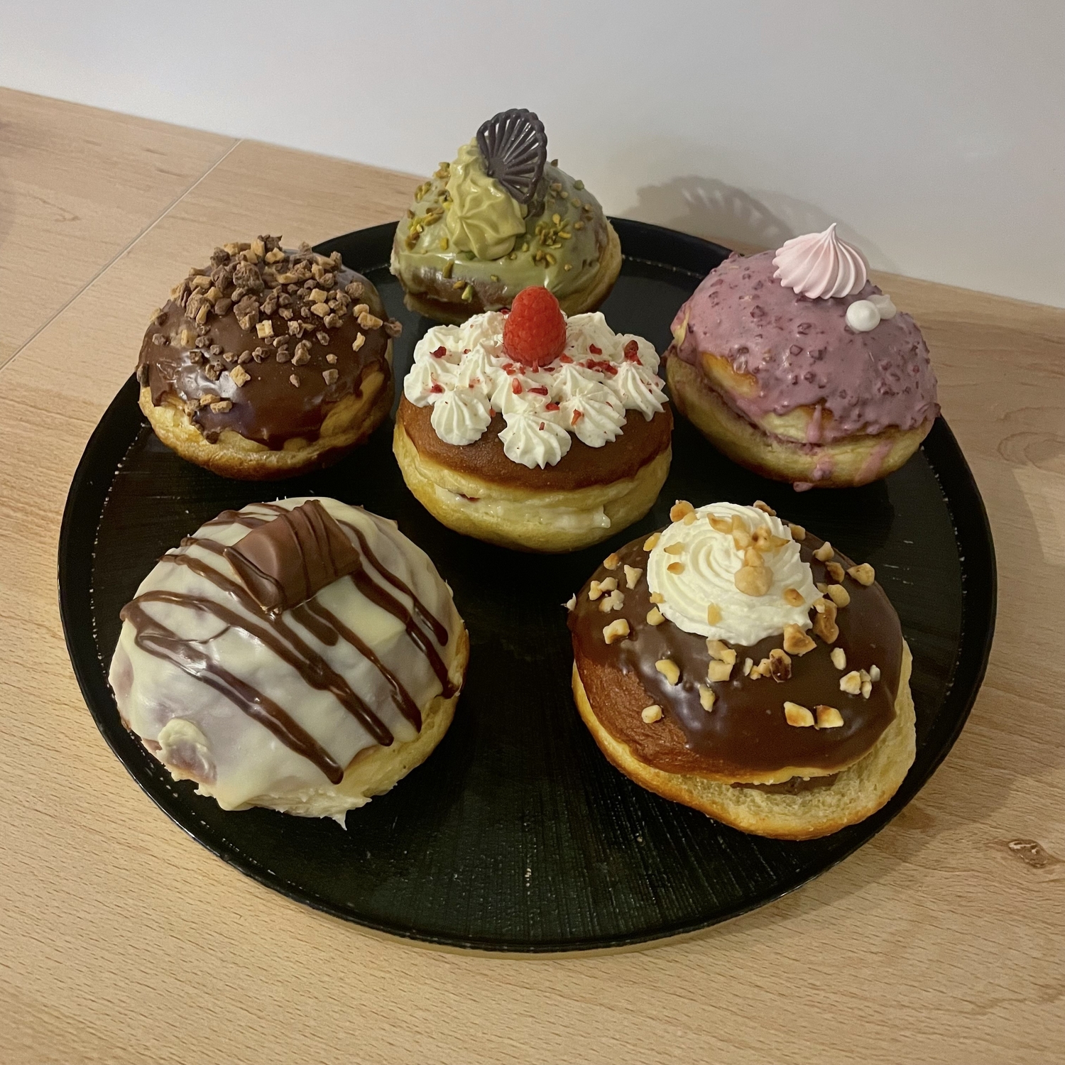 Obraz przedstawiający Prawdziwy Tłusty Czwartek tylko z kawiarnią Ann Coffee w Lubaczowie