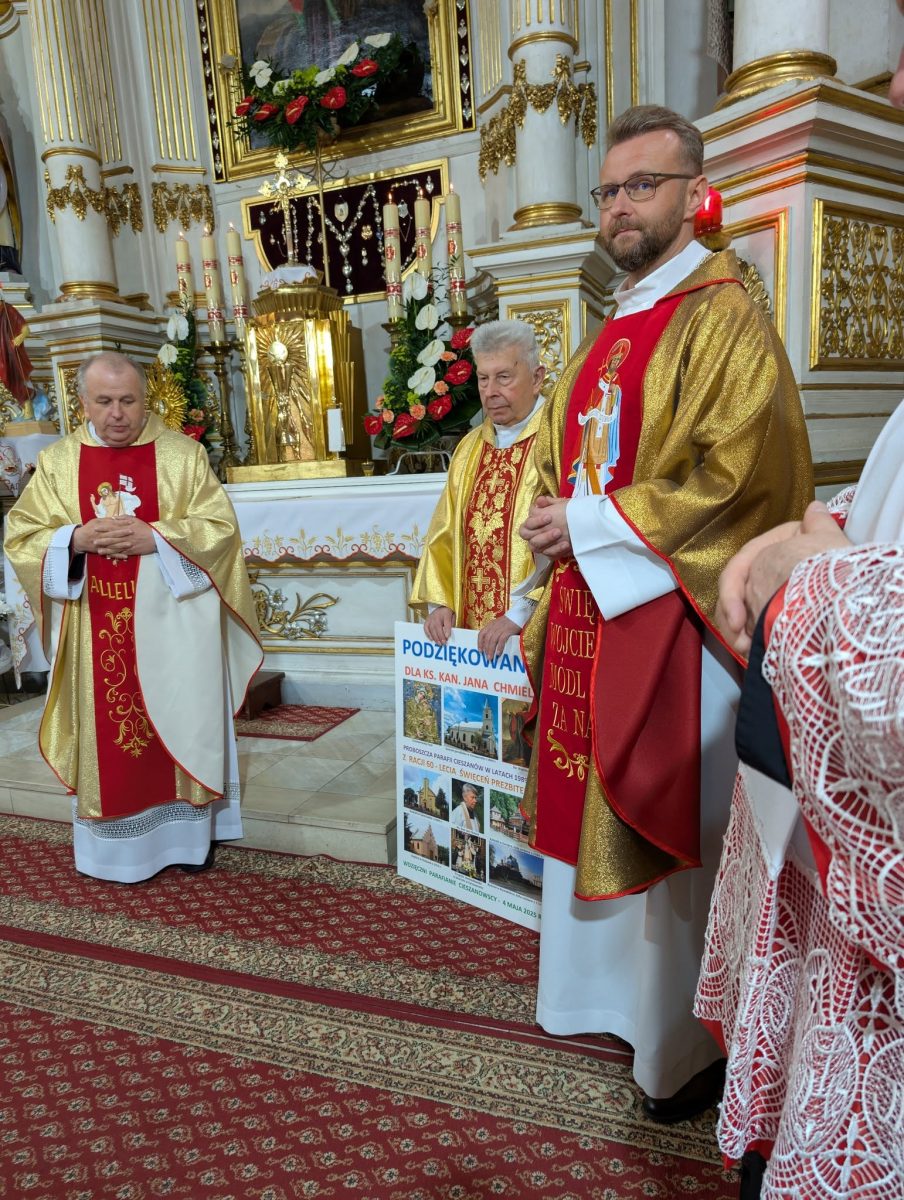 Obraz przedstawiający 60 lat kapłaństwa ks. Jana Chmiela i odpust w Cieszanowie
