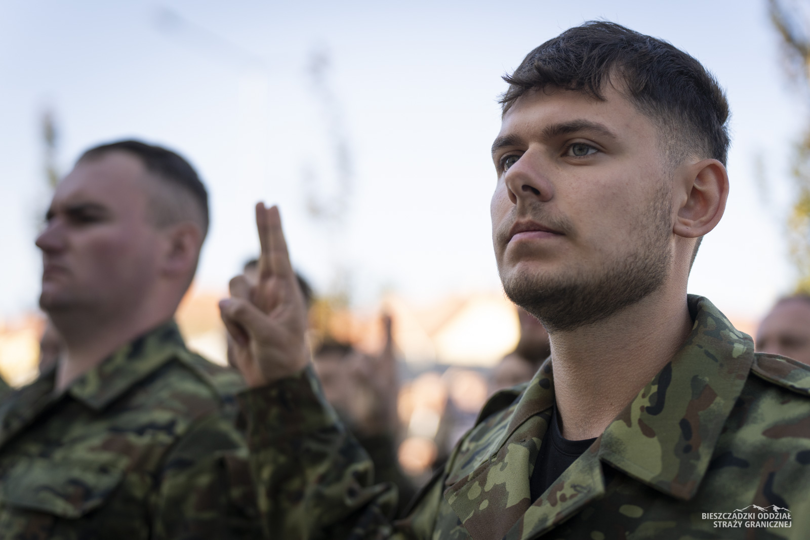 Obraz przedstawiający Nowi funkcjonariusze złożyli ślubowanie w BiOSG w Przemyślu [ZDJĘCIA]