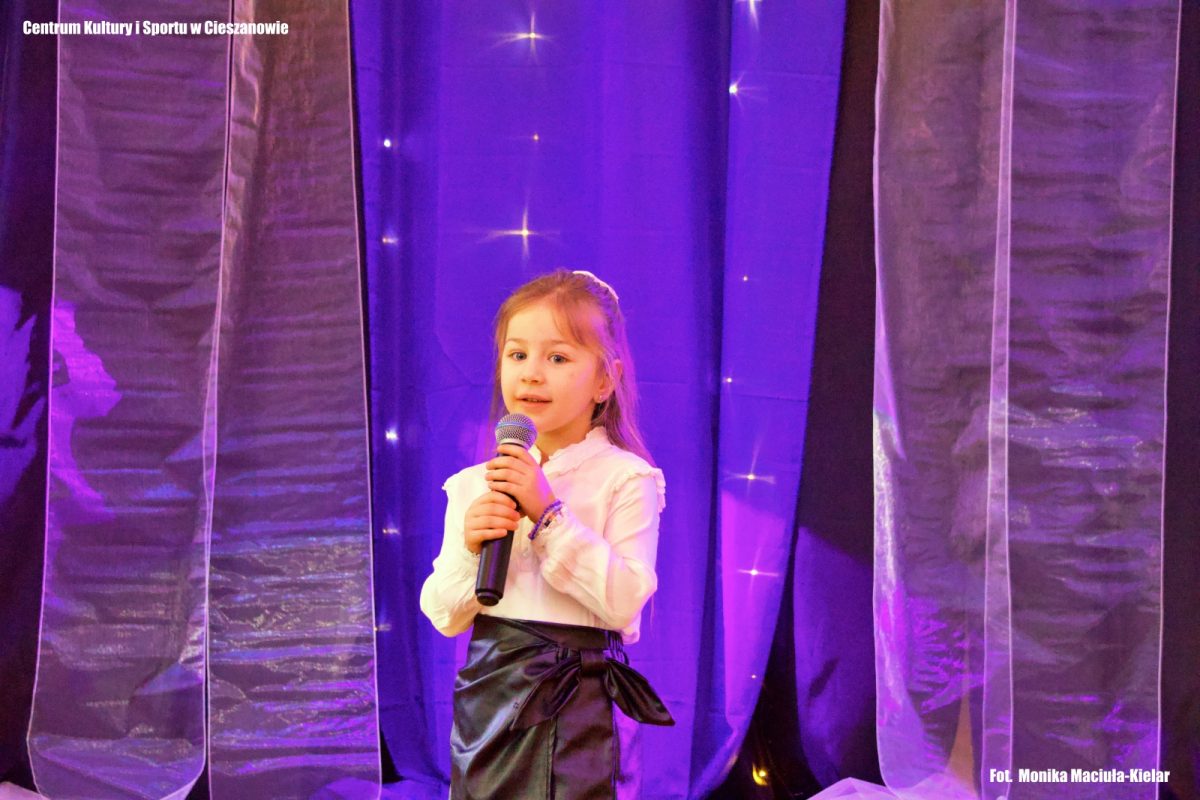 Obraz przedstawiający Znamy laureatów XVI Przeglądu Kolęd i Pastorałek w Cieszanowie