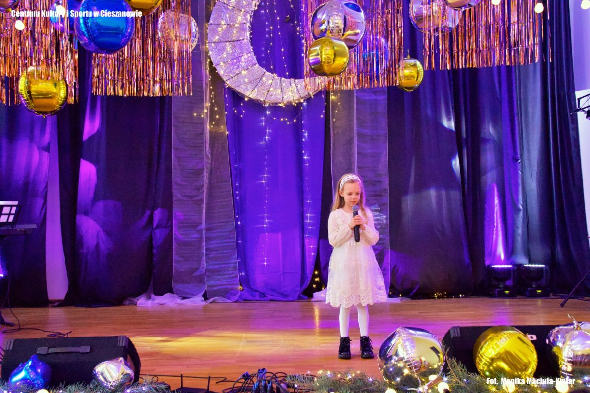 Obraz przedstawiający Znamy laureatów XVI Przeglądu Kolęd i Pastorałek w Cieszanowie