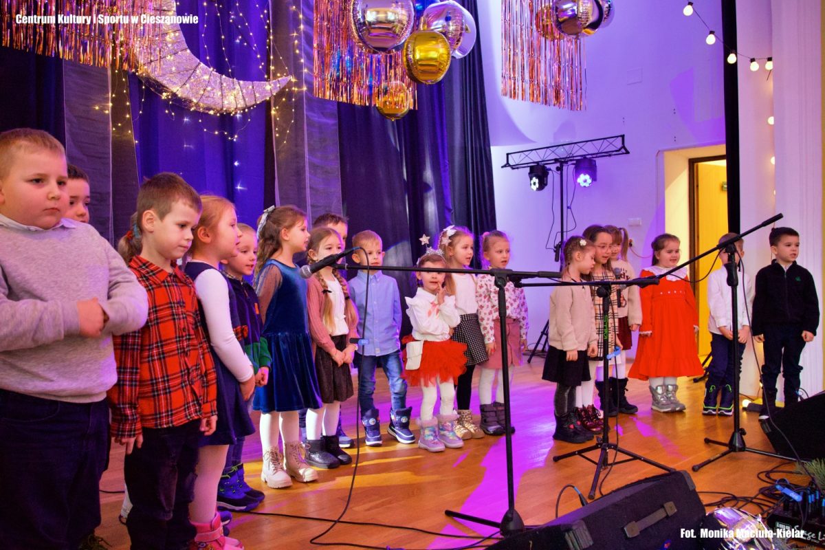 Obraz przedstawiający Znamy laureatów XVI Przeglądu Kolęd i Pastorałek w Cieszanowie