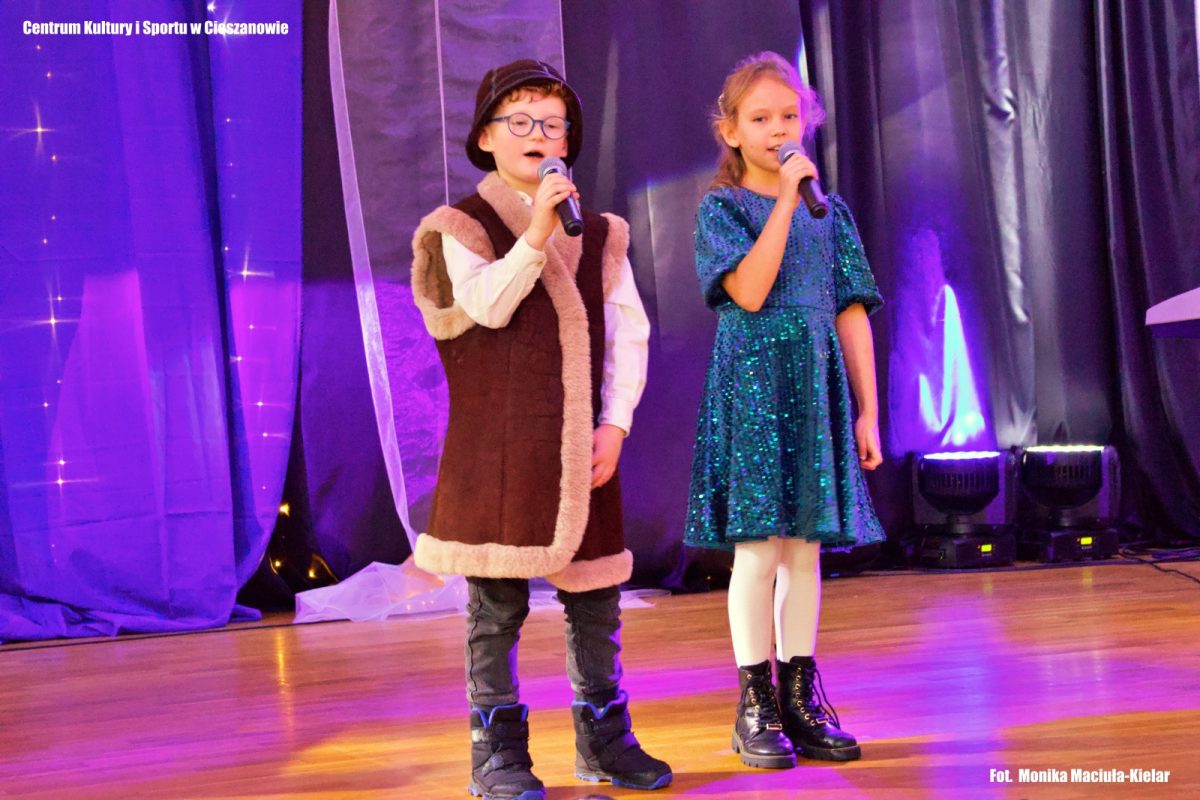 Obraz przedstawiający Znamy laureatów XVI Przeglądu Kolęd i Pastorałek w Cieszanowie