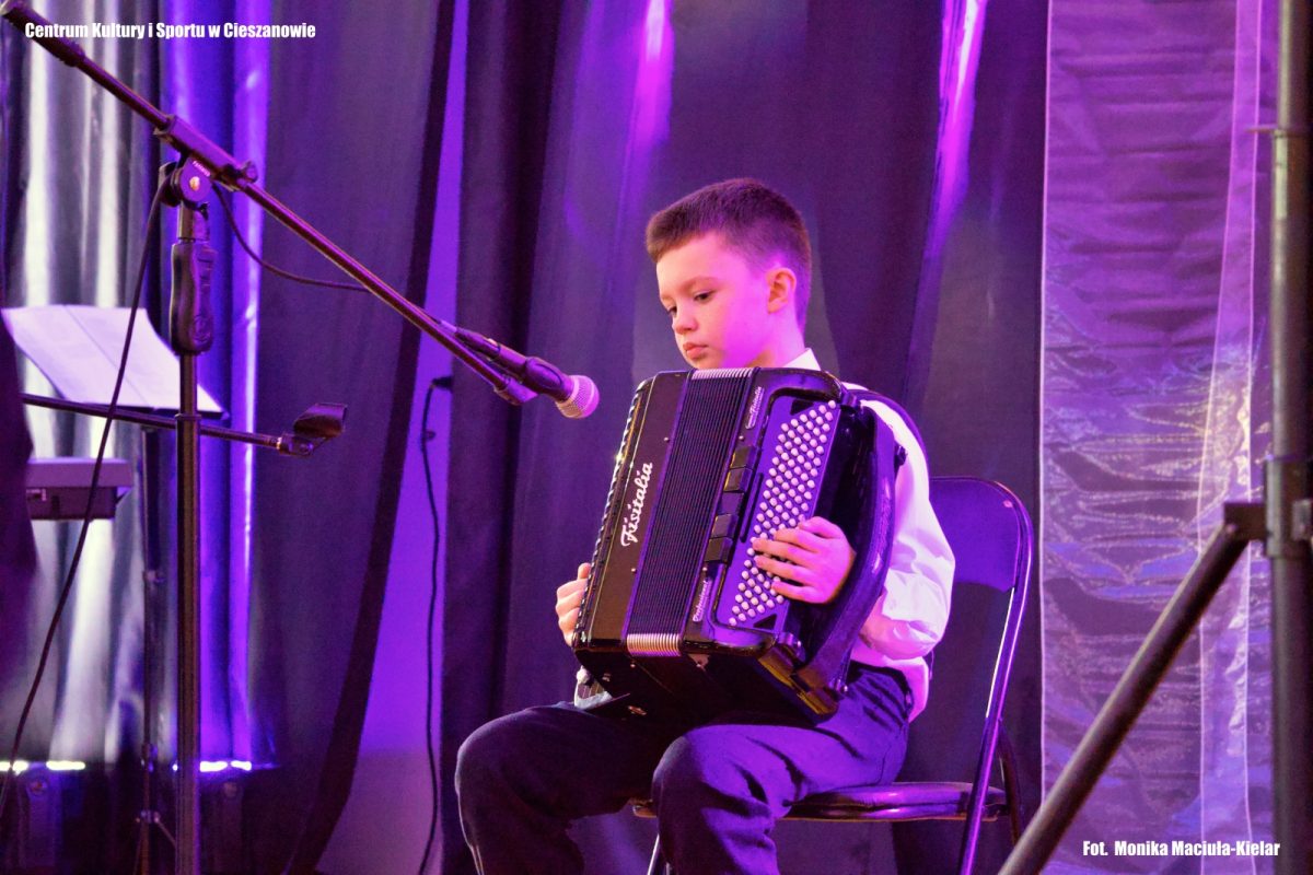 Obraz przedstawiający Znamy laureatów XVI Przeglądu Kolęd i Pastorałek w Cieszanowie