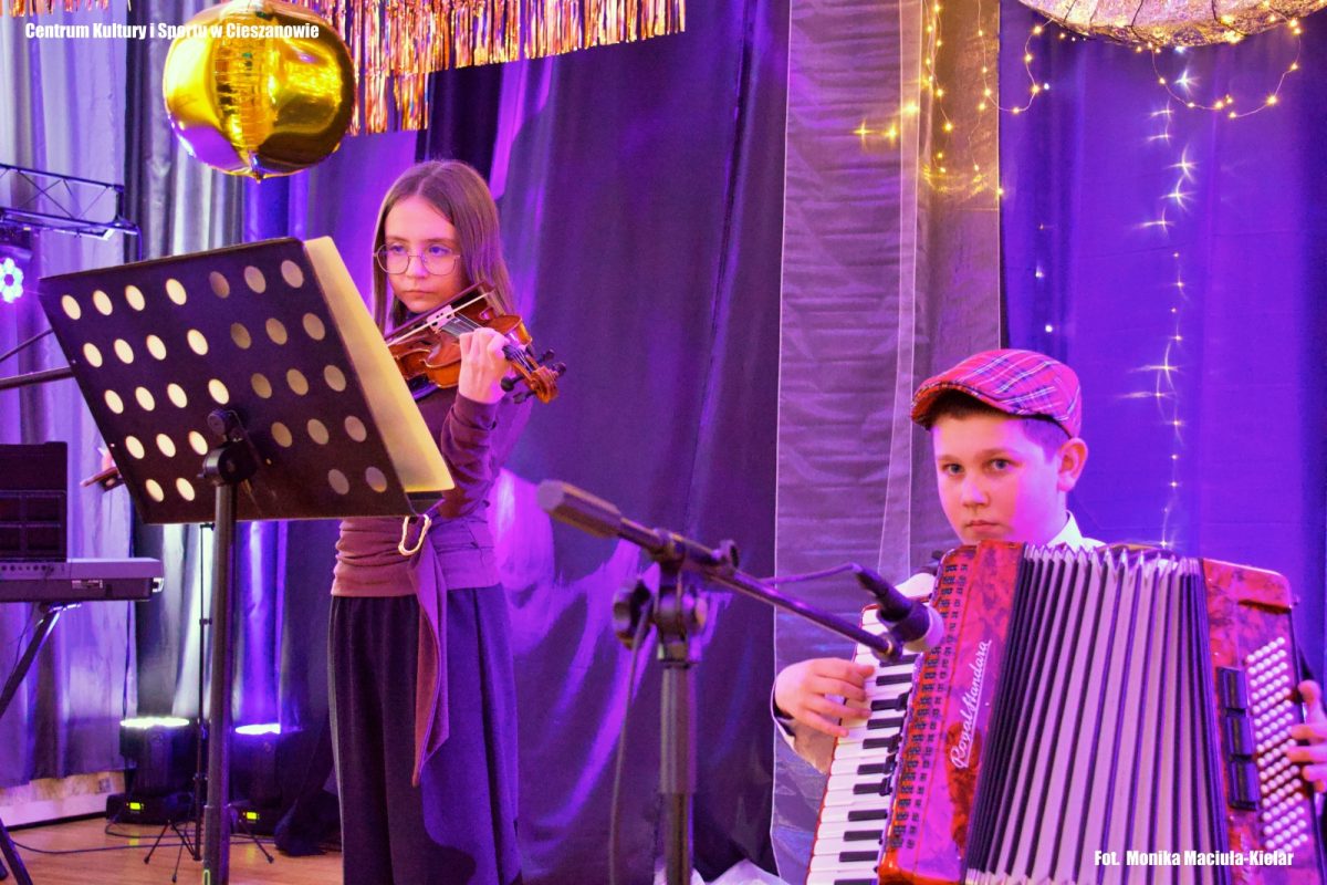 Obraz przedstawiający Znamy laureatów XVI Przeglądu Kolęd i Pastorałek w Cieszanowie