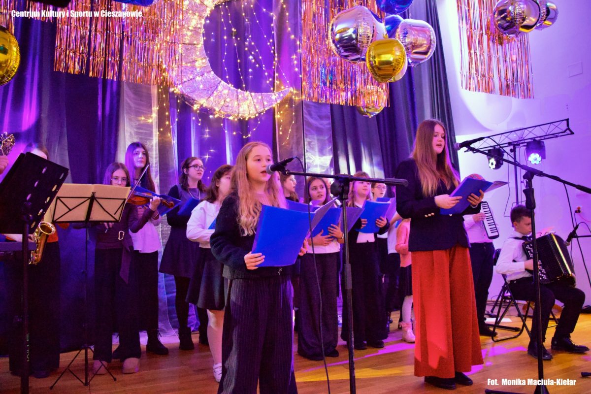 Obraz przedstawiający Znamy laureatów XVI Przeglądu Kolęd i Pastorałek w Cieszanowie