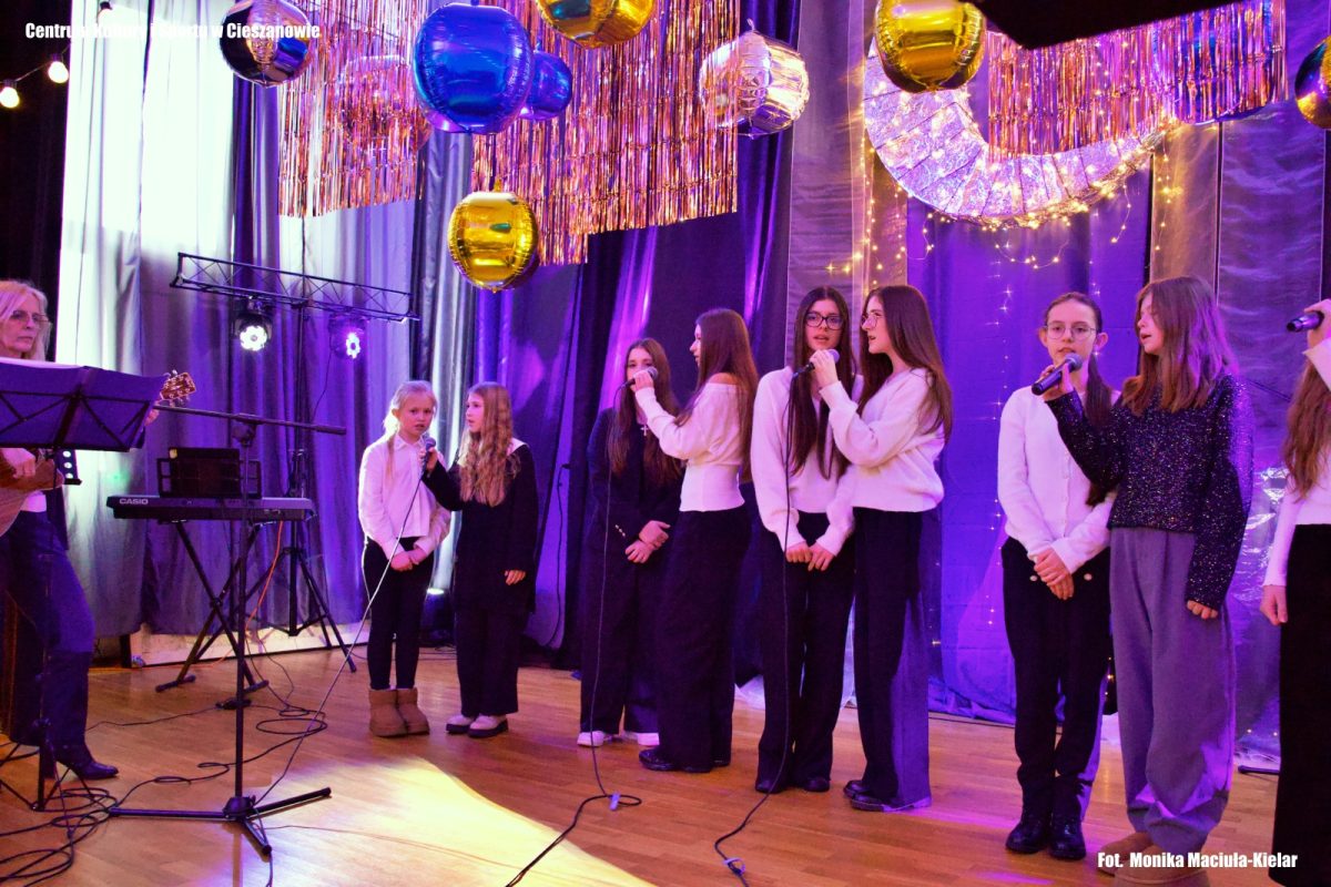 Obraz przedstawiający Znamy laureatów XVI Przeglądu Kolęd i Pastorałek w Cieszanowie