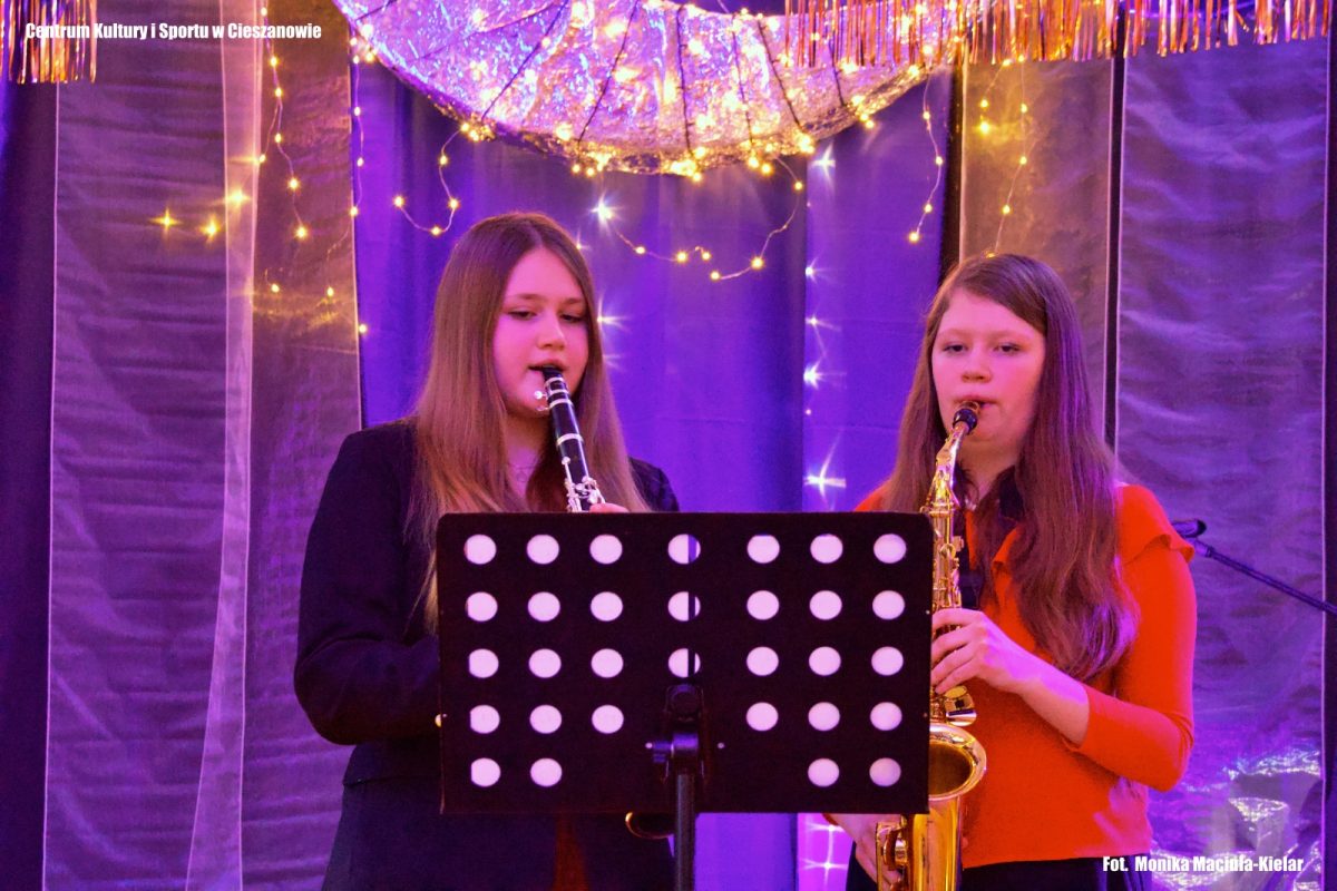 Obraz przedstawiający Znamy laureatów XVI Przeglądu Kolęd i Pastorałek w Cieszanowie