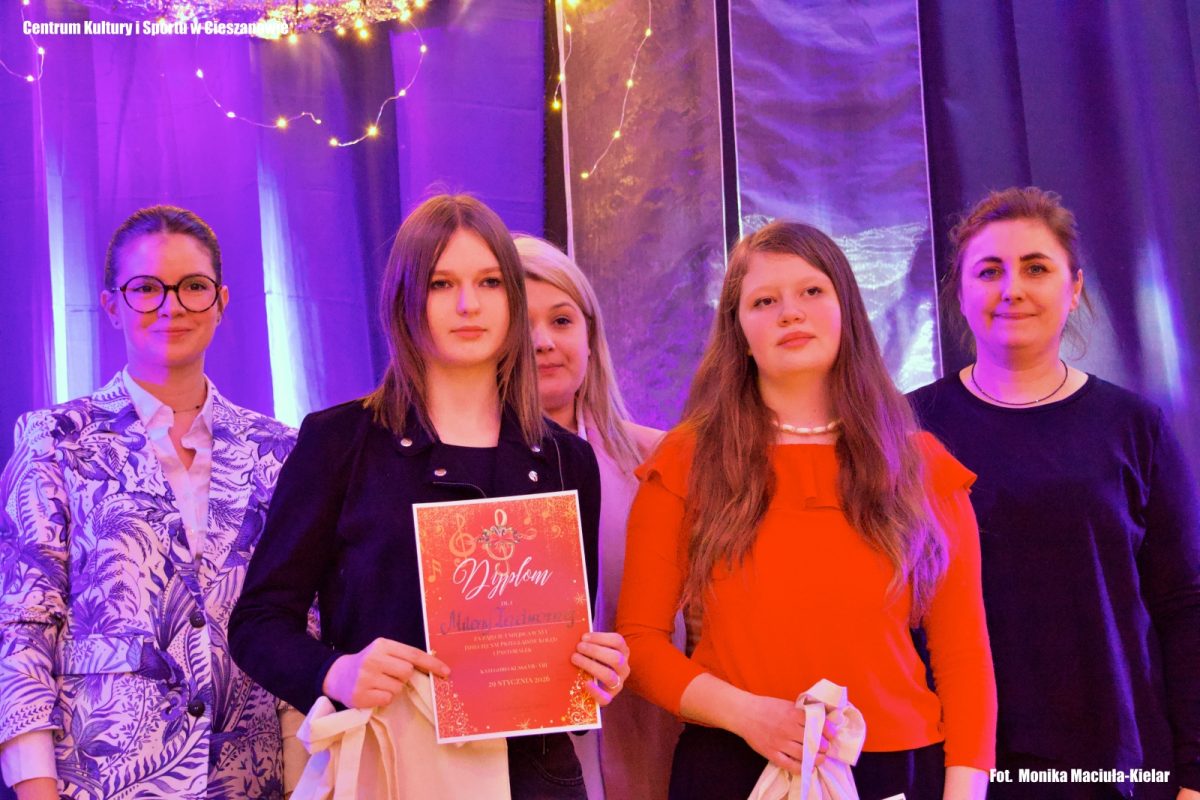 Obraz przedstawiający Znamy laureatów XVI Przeglądu Kolęd i Pastorałek w Cieszanowie