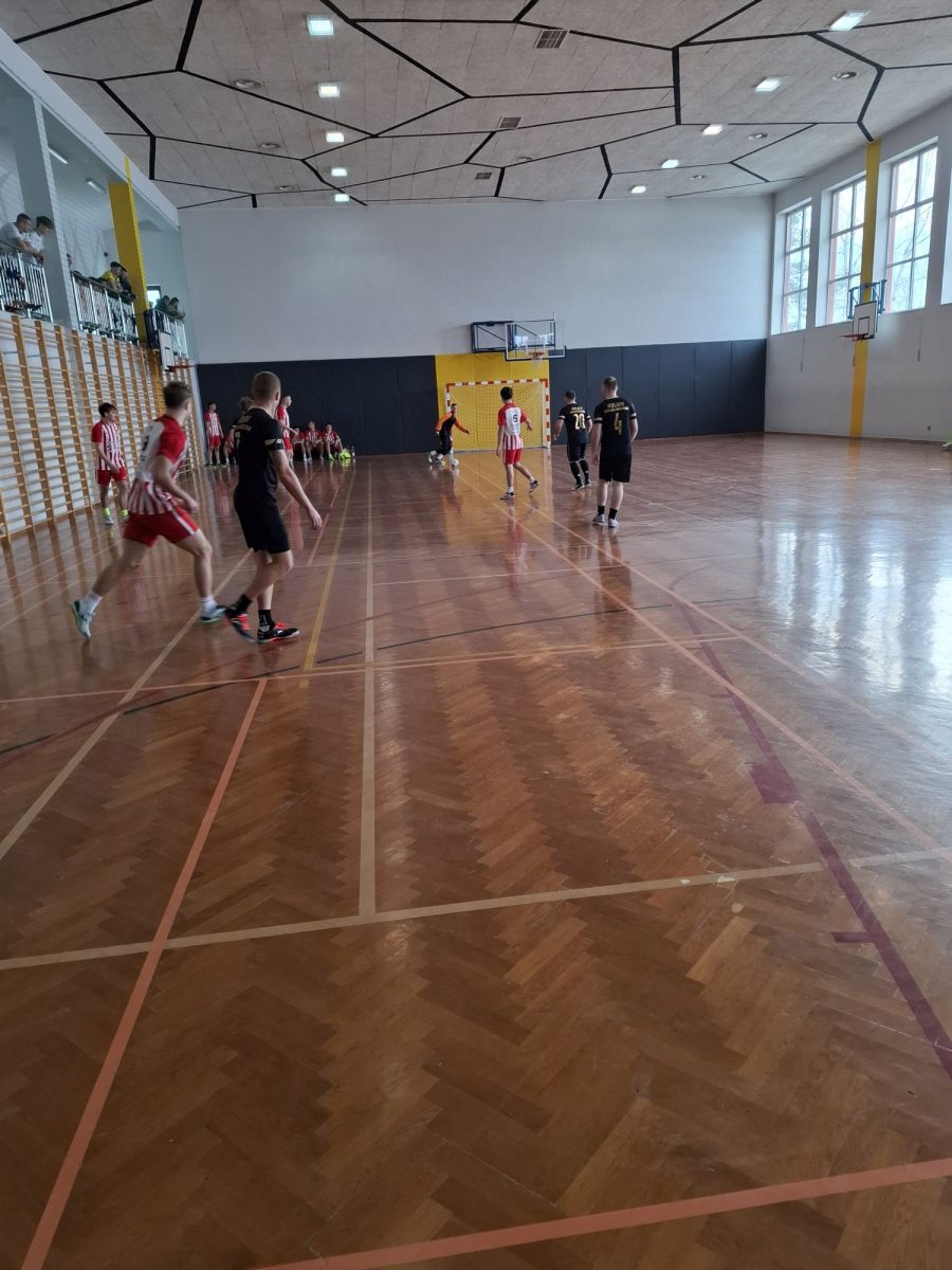 Obraz przedstawiający Huragan Basznia Dolna z Pucharem Wójta Gminy Lubaczów 2026 [ZDJĘCIA]