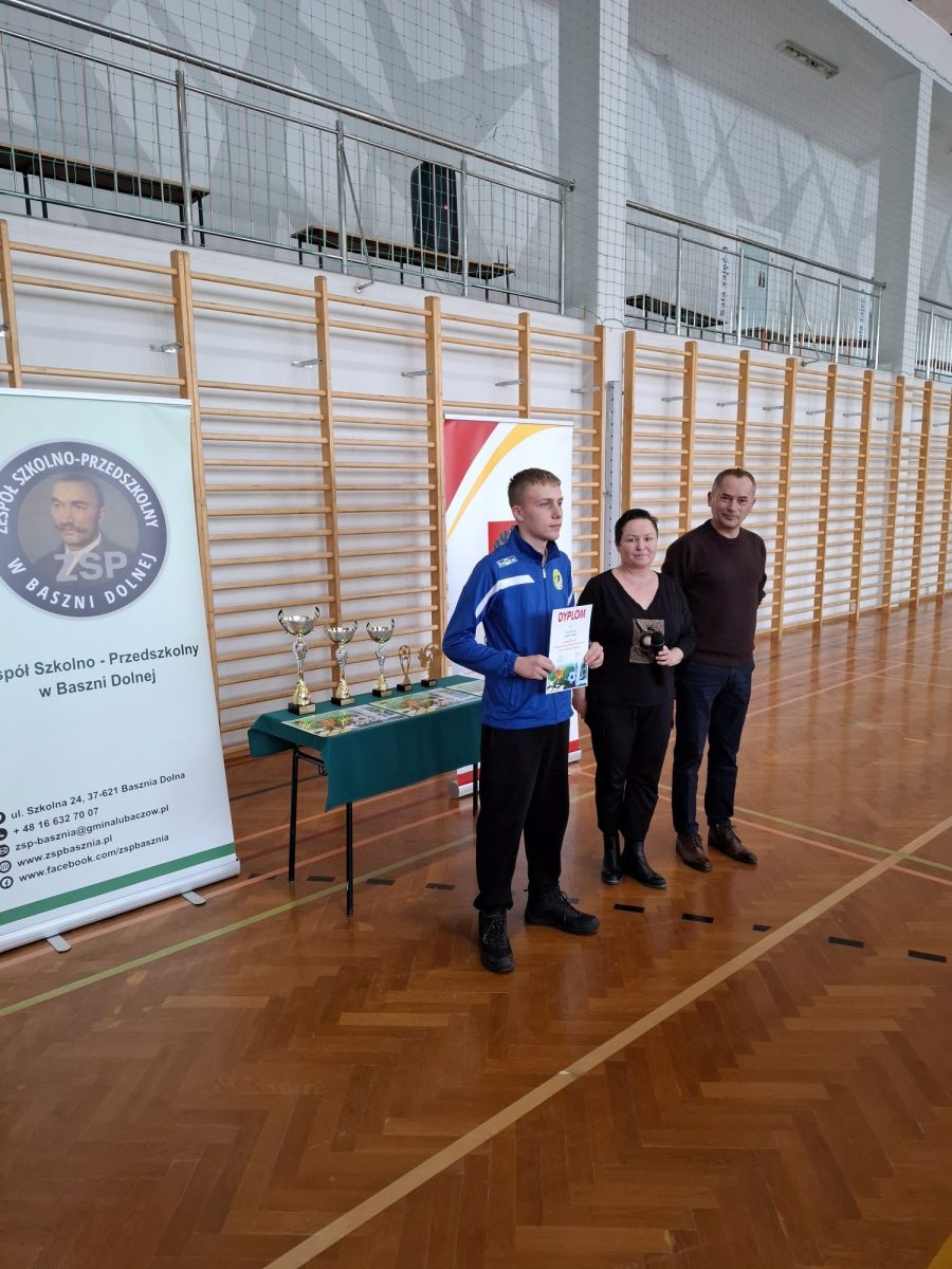 Obraz przedstawiający Huragan Basznia Dolna z Pucharem Wójta Gminy Lubaczów 2026 [ZDJĘCIA]