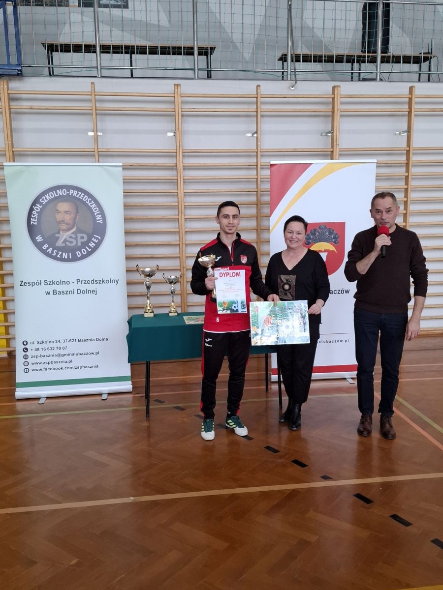 Obraz przedstawiający Huragan Basznia Dolna z Pucharem Wójta Gminy Lubaczów 2026 [ZDJĘCIA]