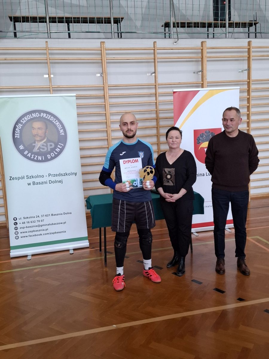 Obraz przedstawiający Huragan Basznia Dolna z Pucharem Wójta Gminy Lubaczów 2026 [ZDJĘCIA]